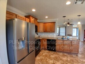 2217 Abeto Dr in Corpus Christi, TX - Building Photo - Building Photo