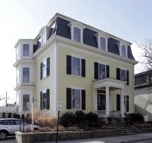 441 Angell St in Providence, RI - Building Photo