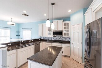 2201 Cape Heather Cir in Cape Coral, FL - Building Photo - Building Photo