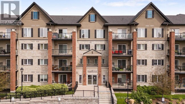property at 5-305 Greenwich St