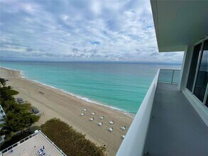 2751 S Ocean Dr in Hollywood, FL - Foto de edificio - Building Photo