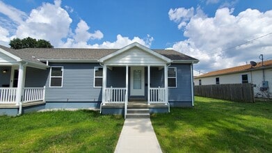 212 Olney Ave, Unit 218 in Marion, OH - Building Photo - Building Photo