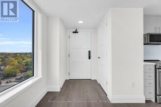 93 Arthur St S in Guelph, ON - Building Photo - Building Photo