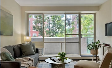 31 Concord Ave in Cambridge, MA - Foto de edificio - Building Photo