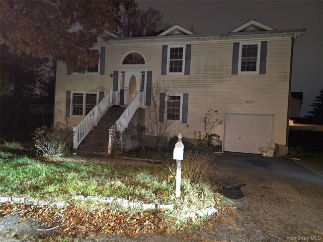 property at 22 Woodland St