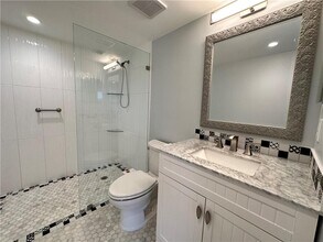 112 N Birch Rd, Unit 403 in Fort Lauderdale, FL - Building Photo - Building Photo