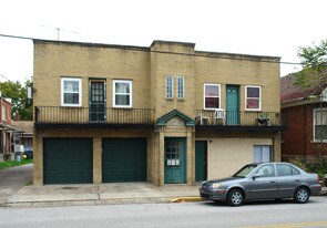 27 Delaware Ave in Charleston, WV - Building Photo