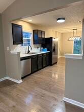 3711 White Cliff Way in Whitestown, IN - Building Photo - Building Photo