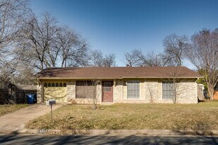 6702 Esther Dr in Austin, TX - Building Photo