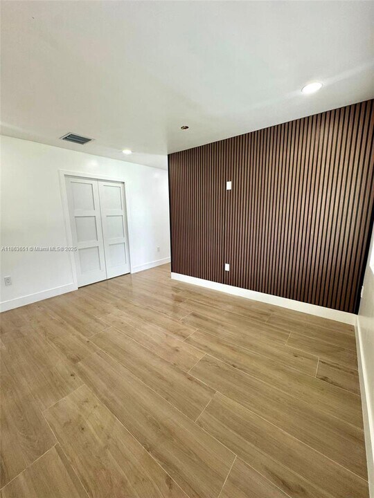 501 SW 5th St in Florida City, FL - Building Photo
