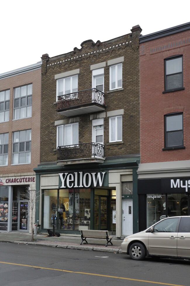 3178 Masson in Montréal, QC - Building Photo - Building Photo