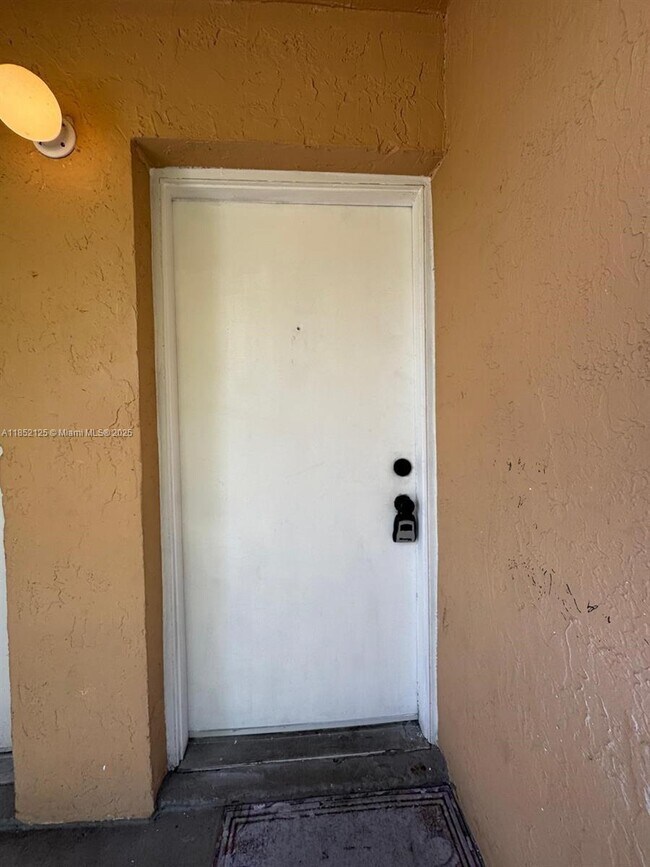 2238 SW 81st Ave in Miramar, FL - Building Photo - Building Photo