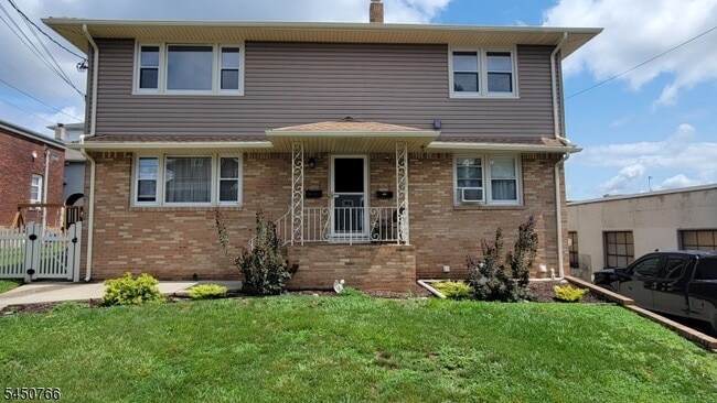 property at 39 Wadsworth St