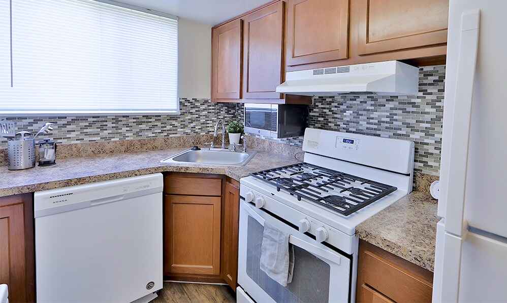 Princeton Estates Apartment Homes Temple Hills, MD Apartments