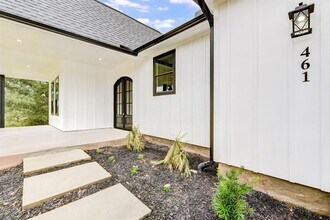 461 Rancho Chico Trail in Angleton, TX - Building Photo - Building Photo