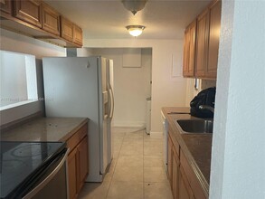 7811 NW 66th Terrace in Tamarac, FL - Building Photo - Building Photo