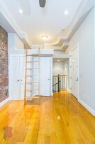 345 E 5th St, Unit C in New York, NY - Building Photo