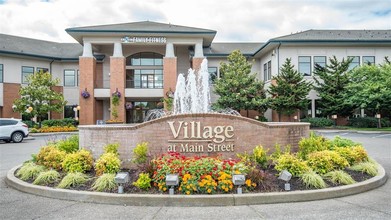 Village at Main Street in Wilsonville, OR - Foto de edificio - Building Photo