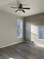 405 N Main St, Unit apt A in Milford, MI - Building Photo