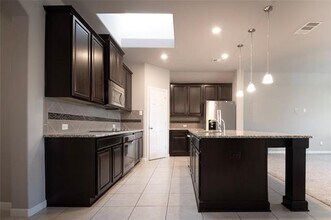 545 Braewick Dr in Fort Worth, TX - Building Photo - Building Photo