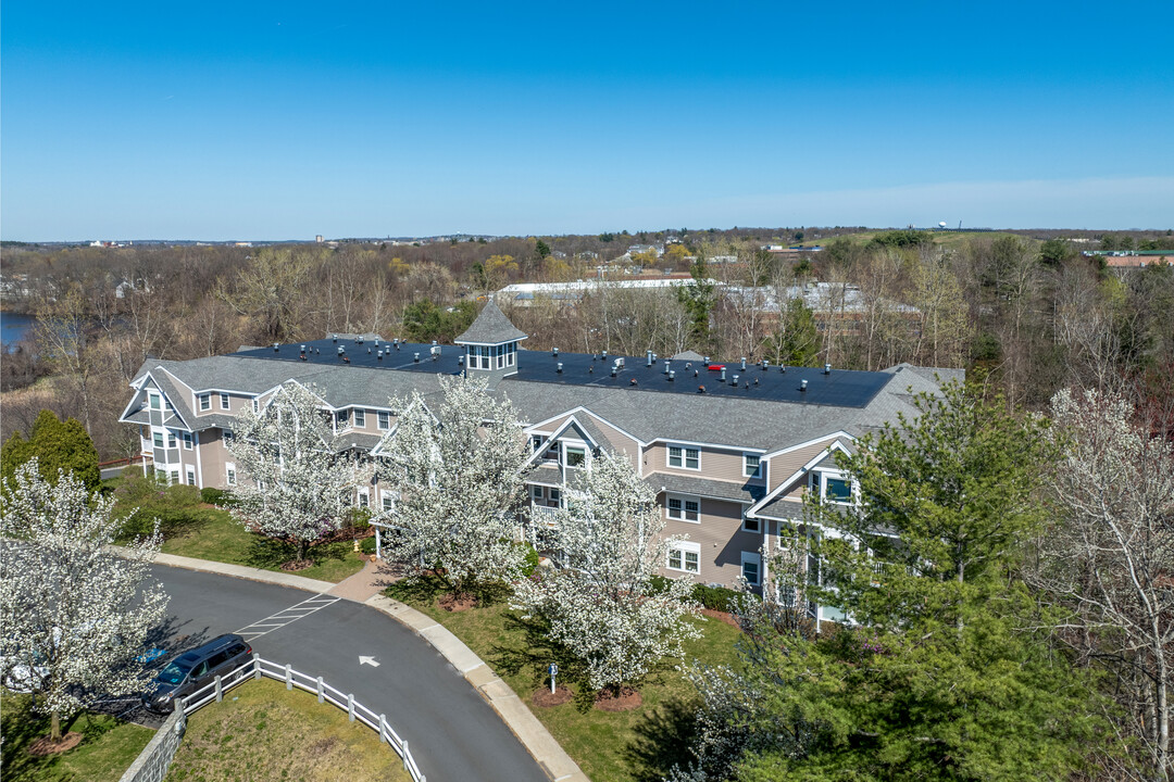 Wayside at Chelmsford in North Chelmsford, MA - Building Photo