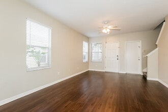 12722 Adventure Dr in Riverview, FL - Foto de edificio - Building Photo