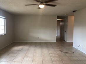 2825 Crowell Rd in Turlock, CA - Building Photo - Building Photo