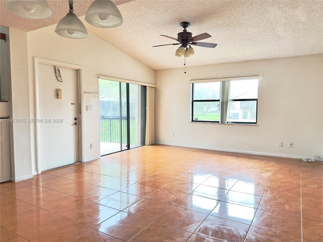 1287 NW 123rd Terrace in Pembroke Pines, FL - Building Photo - Building Photo