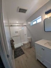 1637 Grove Rd, Unit 902-6 in El Cajon, CA - Foto de edificio - Building Photo