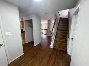 16 Great Pines Ct in Rockville, MD - Building Photo - Building Photo