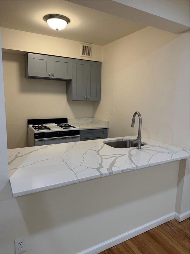property at 119 Glenwood Ave