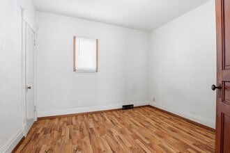 1028 S 14th St in Manitowoc, WI - Building Photo - Building Photo