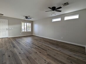 11813 W Maui Ln in El Mirage, AZ - Foto de edificio - Building Photo