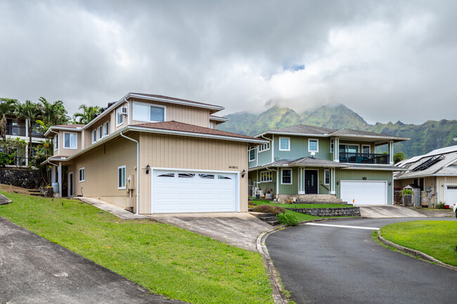 Mahinui Gardens in Kaneohe, HI - Building Photo - Building Photo