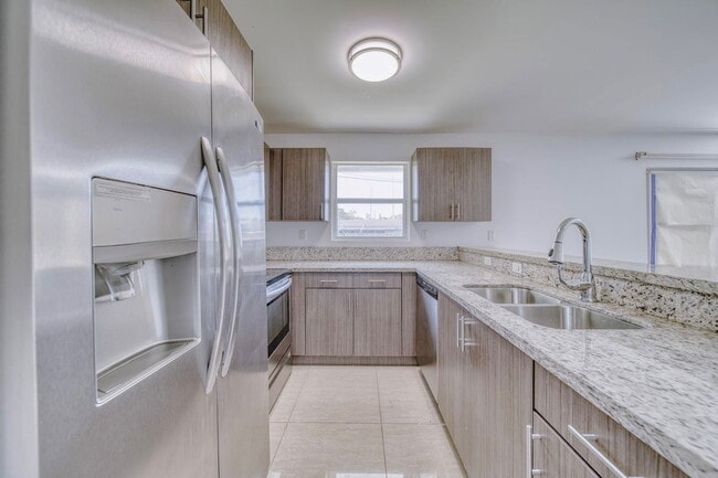 11492 SW 190th Terrace Rd in Miami, FL - Building Photo - Building Photo