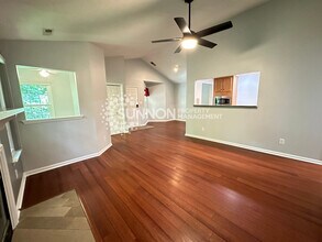 6140 Gray Gate Ln in Charlotte, NC - Building Photo - Building Photo