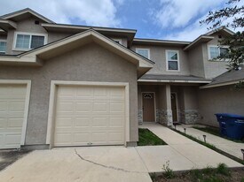 6619 Arancione Ave in San Antonio, TX - Building Photo