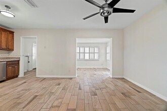 838 NW 10th Ave in Dania Beach, FL - Building Photo - Building Photo