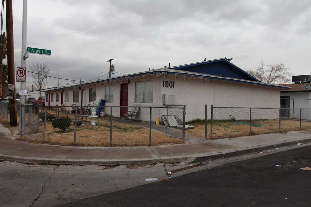 1901-1949 Alwill St in Las Vegas, NV - Building Photo