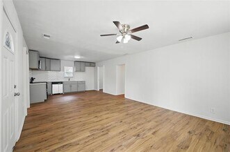 210 N 5th Ave in Denison, TX - Building Photo - Building Photo