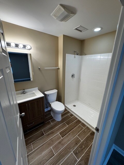 5 Laurel Ave in Toms River, NJ - Building Photo