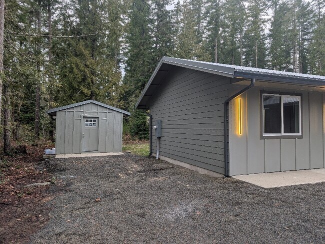 320 S Toutle Rd in Toutle, WA - Building Photo - Building Photo