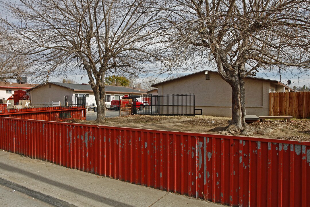 2930 Rio Linda Blvd in Sacramento, CA - Building Photo