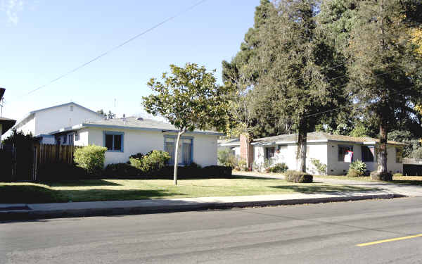 5527-5539 Sultana Ave in Temple City, CA - Building Photo