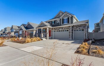 4104 Picadilly Ct in Aurora, CO - Building Photo - Building Photo
