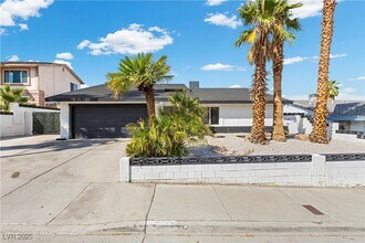 4092 Ridgewood Ave in Las Vegas, NV - Building Photo - Building Photo