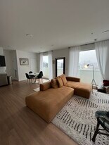 806 Olympic St, Unit 412 in Nashville, TN - Building Photo