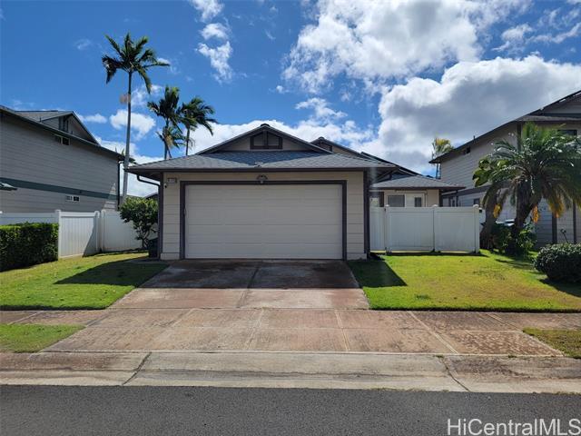 91-215-215 Laupai Way in Ewa Beach, HI - Building Photo