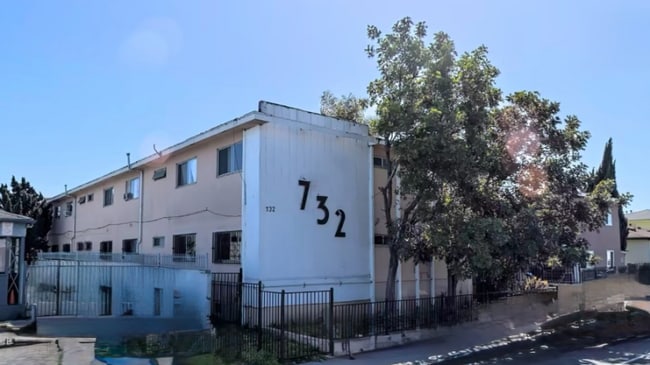 property at 732 W Imperial Hwy
