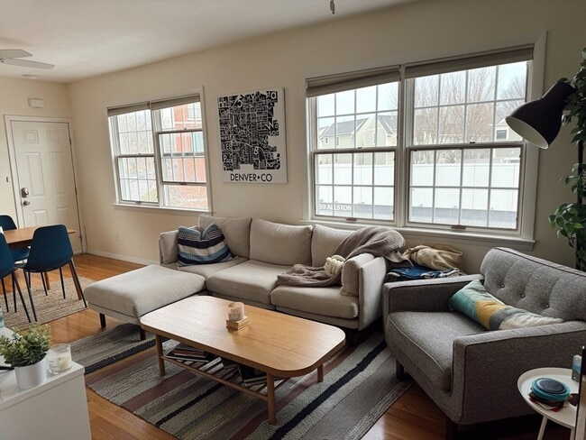340 Putnam Ave